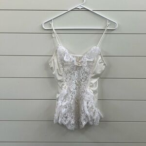 Alana Gale White Lace Chemise